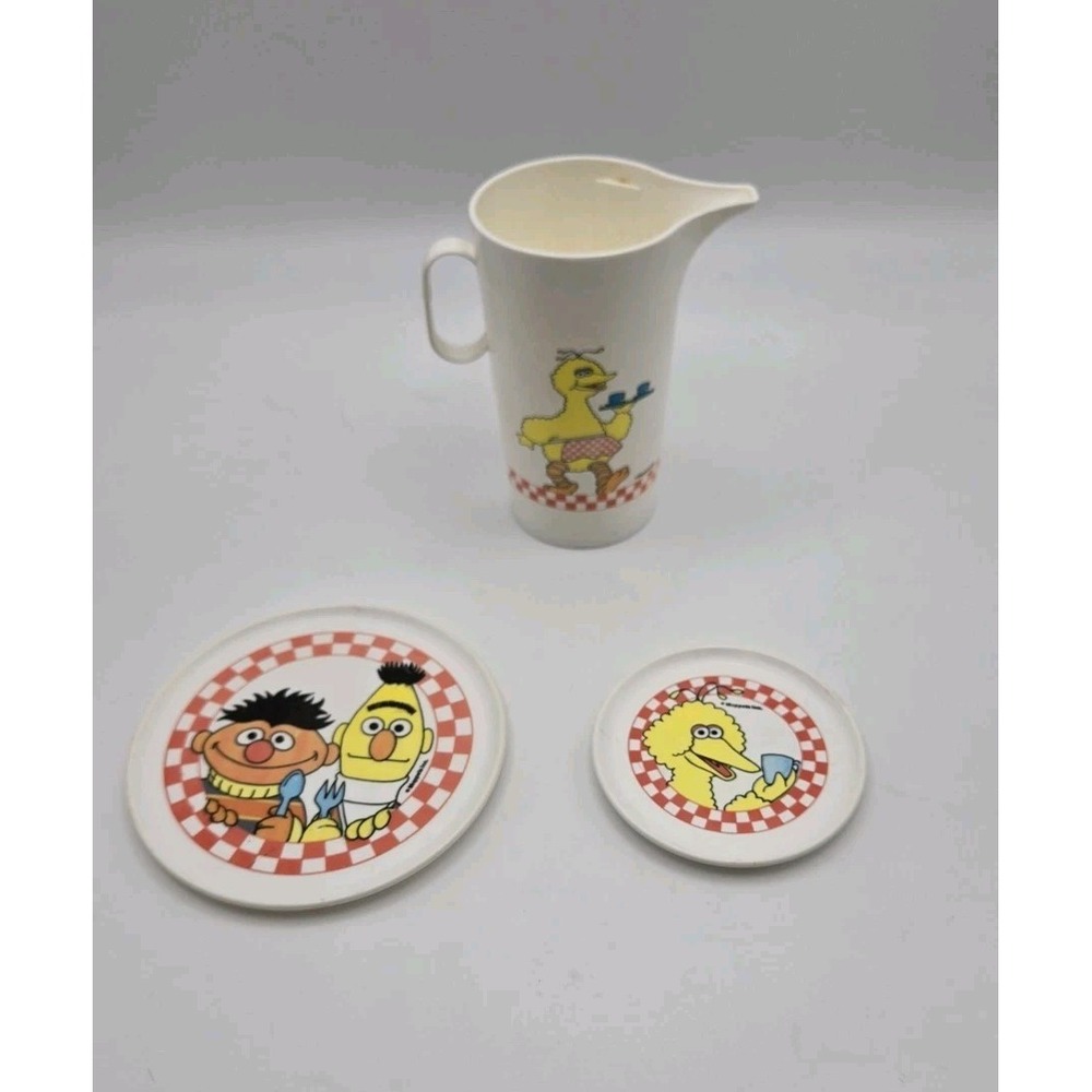 Vintage‎ Sesame Street Chilton Pitcher Plates Big Bird Bert Ernie Set